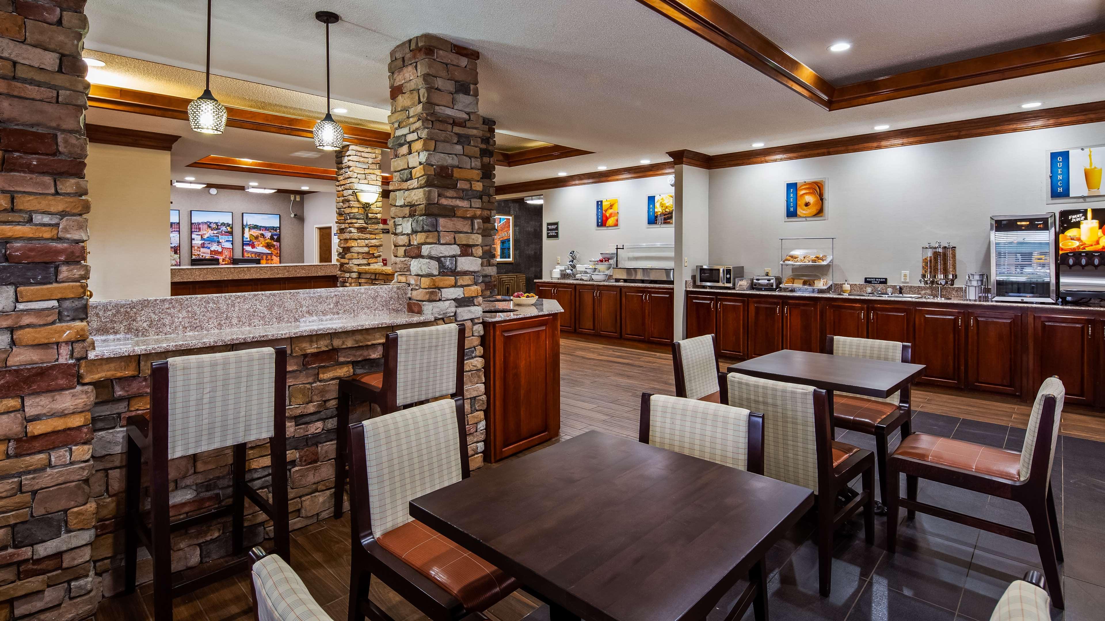 Best Western Inn & Suites Byron Zewnętrze zdjęcie